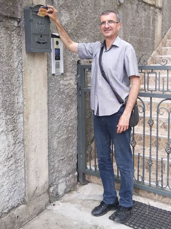 e8c4ed19-4a9f-3e75-8ca0-2faa24